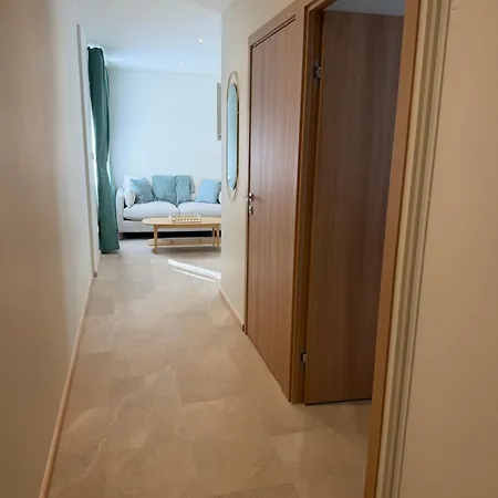 Romantique Avec Balneotherapie Apartamento